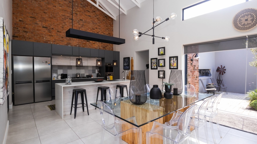 3 Bedroom Property for Sale in The Coves North West